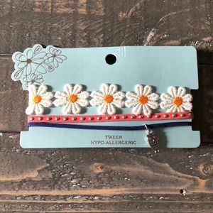 4 for $20 Sale! 🦋 NEW Tween Choker Set